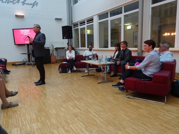 [Bitte einen Namen eingeben]